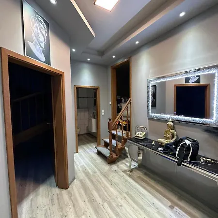 Traumhaftes Inkl Whirlpool Und Sauna フィーアゼン