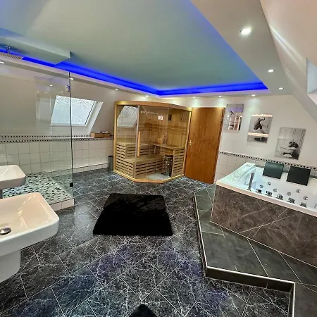 Traumhaftes Inkl Whirlpool Und Sauna Prázdninový dům *